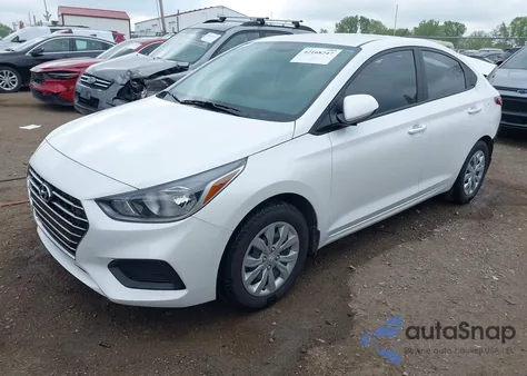 2022 Hyundai Accent Se z USA, uszkodzony, nr VIN 3KPC24A62NE171655